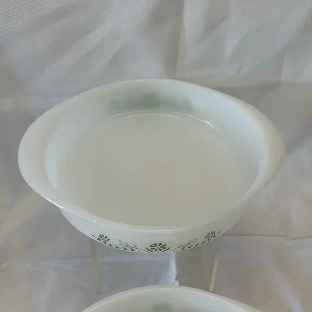 2 - Glasbake 1970s Round 8in Casserole Dishes Green Daisy Milk Glass MCM Kitchen - Picture 3 of 11